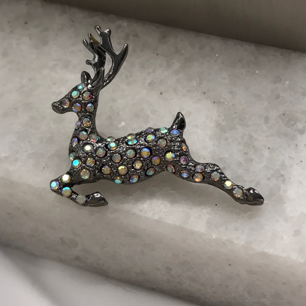 OTC deer brooch, beautiful iridescent rhinestones, 1 1/2 in length